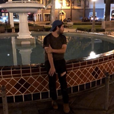 LCub22's profile picture. Orange County 🐻 here.