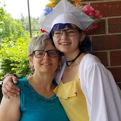 mom of two quirky young adults.  Paraeducator.  Always a fan of someone.  I love Puddles Pity Party. I make origami earrings.