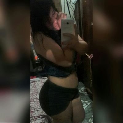 Música/Cantautora/Guitarrista/😍
.
.
.
.
.
.
Puedo hacerte reir pero no te enamores😂