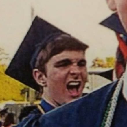 _TrashCompactor's profile picture. Jake Foreman 《》 UNC '22