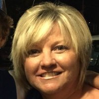 Carolyn Perry - @CarolynPerry27 Twitter Profile Photo