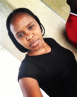 Linea_Negumbo93's profile picture. I am just here to read people’s tweets 😎