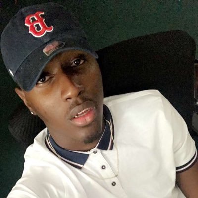Be careful who you push away real ones don’t come back 💯 R.I.P Stunna