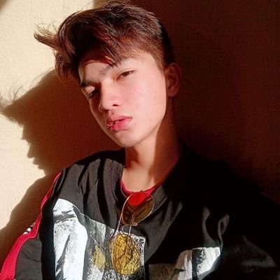 I'm great pretender for all the pain i recieved.