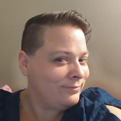 I am a 34 yr old twitch streamer, gamer and book reader.
https://t.co/NgAUiutcDw
Xbox gt: VampireDestina