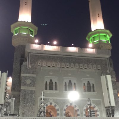 فإن تماديتُ، فاغفر.. إنني بشرٌ وإن غفرتَ فأَجزِل، إنك الله ..