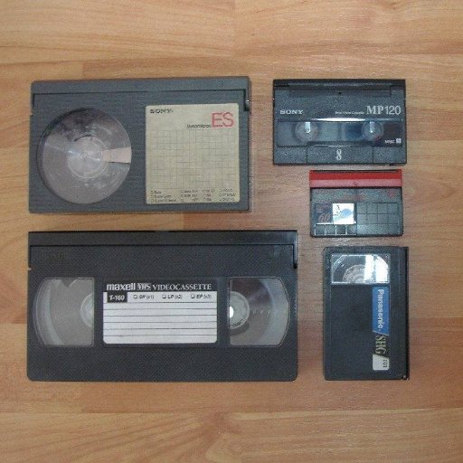 Pasamos de cintas VHS, Betmax a DVD en bogota  Celular :3194676490  Bogotá, Colombia.  Contamos con servicio a domicilio gratis