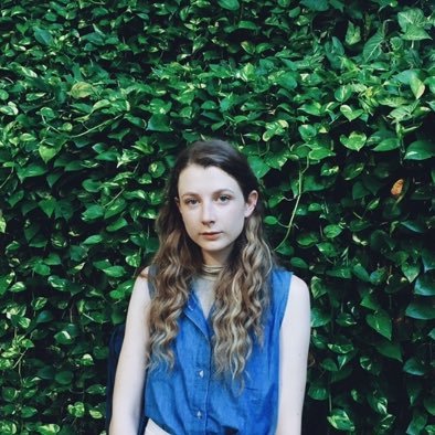 lindsay_v_h's profile picture. 