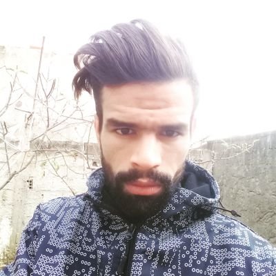 يكفي انك لك عقل لتفكر به فلا تجعل كهنة العالم يجعلونك كالحمار