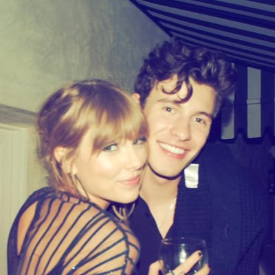 state_of_gracee's profile picture. Philly night 2! Clean stan