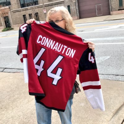 Hockey fan that LOVES her Columbus Blue Jackets, Kevin Connauton, Columbus Crew and University of Cincinnati Bearcats. HOCKEY IS LIFE!