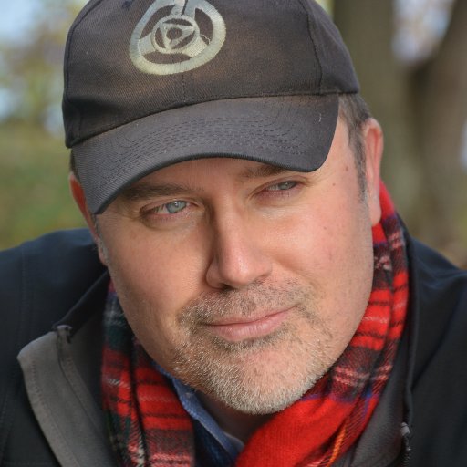 Film buff. Lynch lover. Twin Peaks | LOST | Star Trek. Associate Producer of LOST: The Musical.