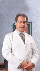 Especialidad: Traumatologia,
Sub especialidad: Rodilla, Hombro, Codo,
Currículum:
Médico Cirujano de la Universidad de Chile, especialista en