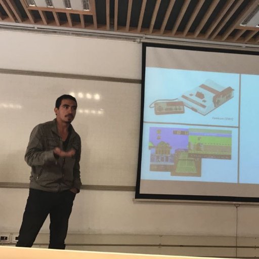 Antropólogo, amante de los videojuegos y los emprendimientos educativos.