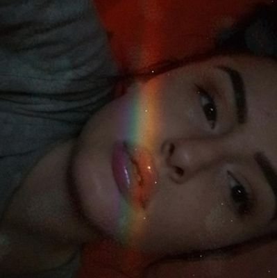 ♡•Try to post funny things but I'm not successful😁😭
♡•Insta: ryleigh_holland
💕💕💕