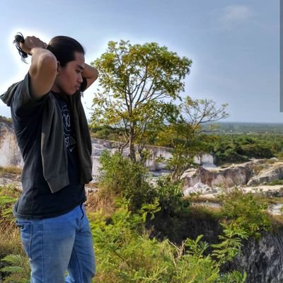 eny0ursx's profile picture. 