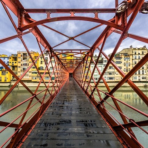 Experiences to know Catalonia from inside as a local. Customized trips. Cultural; welness; nature & kids friendly tourism.We value the identity of the territory