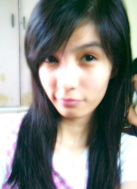 Im just a sweet girl having a simple life. But I love my friends as well as my followers