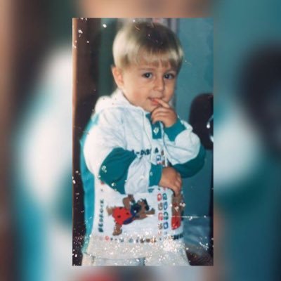 HappySoldier421's profile picture. Sinema Politikacılar Yerli Müzik Türkiye Siyaseti Basketbol Süper Lig Köşe Yazarları Mizah Spor Gündem Futbol Bilim