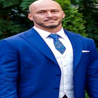 Razvan Corneliu (@adonishunk1) 's Twitter Profile