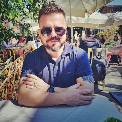 enzoalmeida's profile picture. Gaucho vivendo em SC, Gremista e apaixonado pela vida.