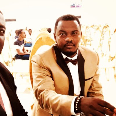 2bobakr's profile picture. electrical engineer/~/ when nothing go right THEN go left تعبت حقائبي من السفر/~/الحبل بنقطع محل رقيق👌