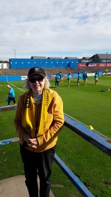 An avid supporter of Sutton United FC. Enjoy US  crime fiction. Also theatre going and great fan of Hallmark films.