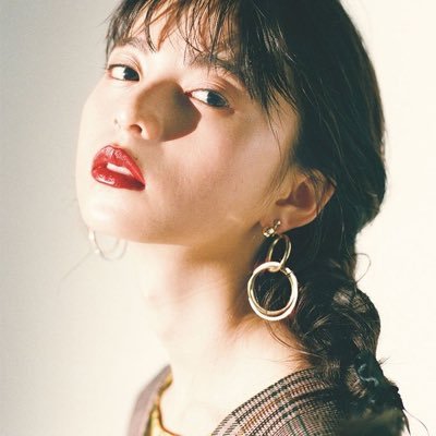 チケット兼ときどきグッズ垢。成人済。クレカ◯身分証×本人確認有の応募×ログイン共有×。お取引時相互フォロー必須。お返事2日ない場合白紙にします。複数名義所持しているものは、しっかり分けて申し込みします。当選後個人情報交換可能/当方も希望します。プロカ必読