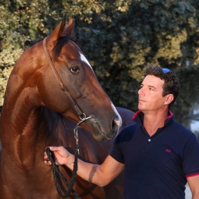 Entrenador de caballos de carreras www.jose https://t.co/UfgLW400o5