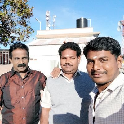 uugFF655m1M7PfC's profile picture. படபடக்கும் பட்டாம்பூச்சியின் சிறகதிர்வில் உதிரும் இலைகளைக் காண சகிப்பற்றவன்