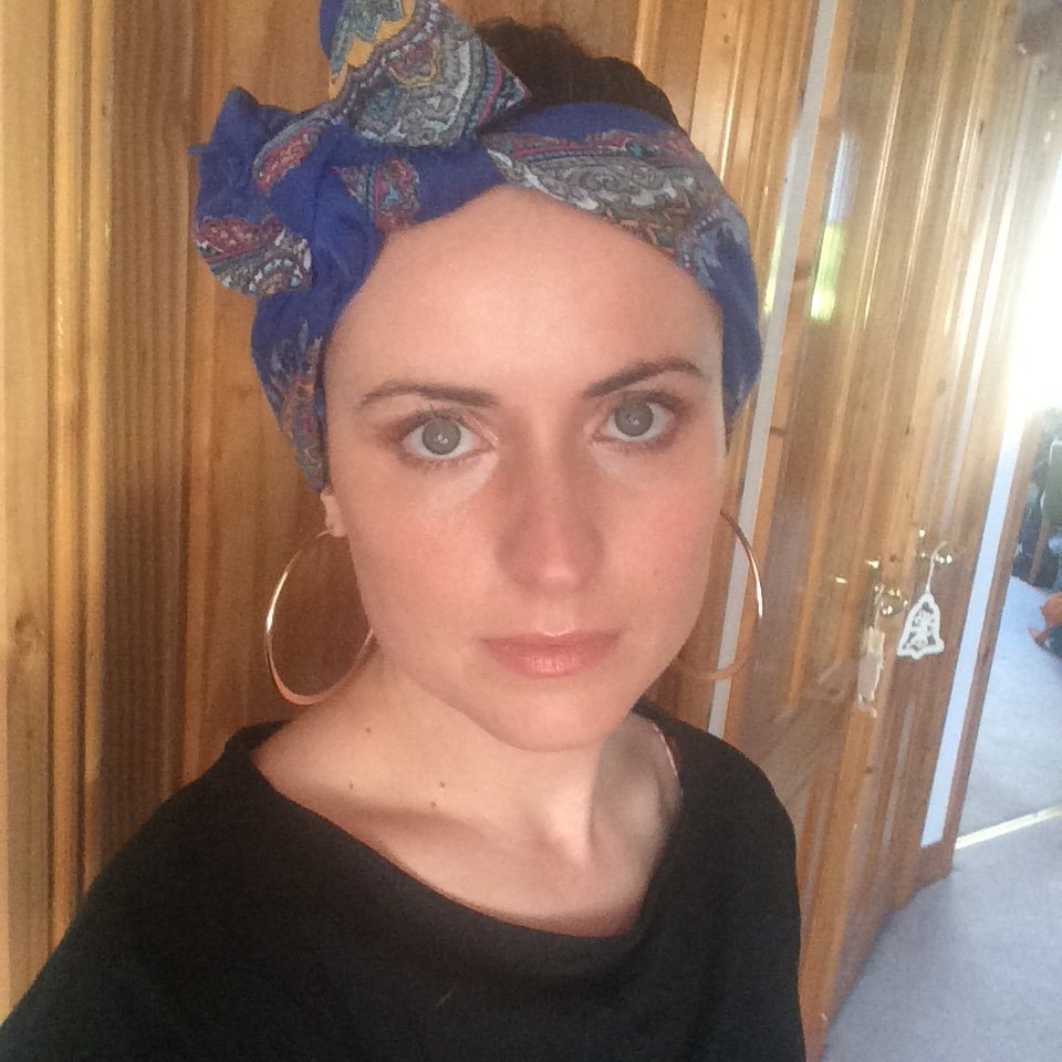 Hoots_Hut's profile picture. Podcaster/ Art Therapist/ Art Instructor