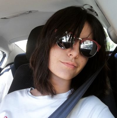 Punkzcakes's profile picture. por razones legales todo el contenido en en este Twitter es broma