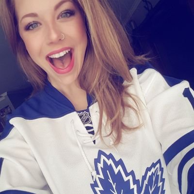 Nurse Life 🏥
Leafs ❤
IG: beccae_23