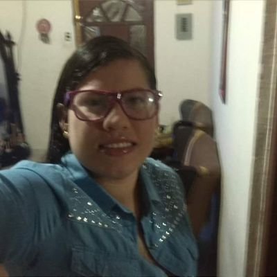 LauraGi28543023's profile picture. 