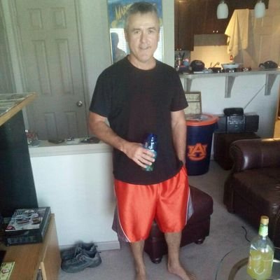 Easy going guy, that loves sports and good times with friends. Go Auburn Tigers, Atlanta Braves, Carolina Panthers and LA Lakers!