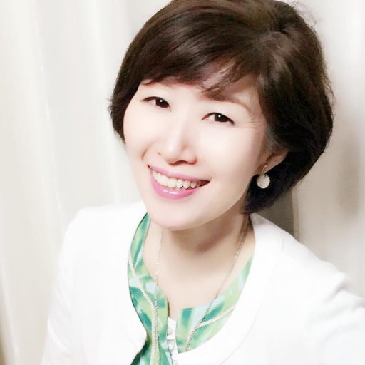50代からの起業家を支援しています|在宅でパソコン1台で出来る起業方法|最新0円集客術を情報配信|ESPコンサル&講師にもなれる|生徒数754名|JSIセールス・イノベーション研究所代表理事|商工会議所リーダーシップ講師|岐阜県お寺出身|集客&売上で悩むあなたへ!営業未経験の主婦が全国1位を叩き出したノウハウはこちら