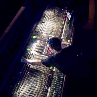 FOH Engineer & Tour Manager @carseatheadrest / Technical Director @RealArtTacoma / Producer @TheBreakLites