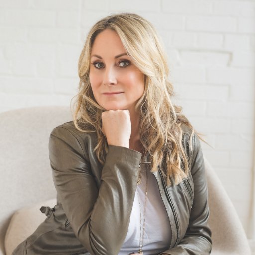 taraturnbull's profile picture. Mother to 2 sets of twin BOYS! Jewelry Designer & Curator. Pre-kids I was an editor at a design magazine in NYC. Jewelry Brand SALT. Instagram @saltfinejewelry