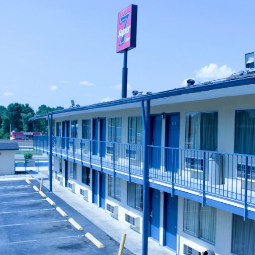 Super 7 Inn Little Rock AR Hotel is situated just off I-30 near University of Arkansas.