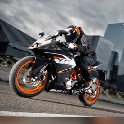 slyplex's profile picture. 