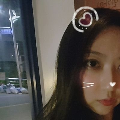 글도쓰고 그림도 그리고 게임도 하고 놉니다
온갖거 스포일러 발사함.
글커미션 계정 : @RUAH_S