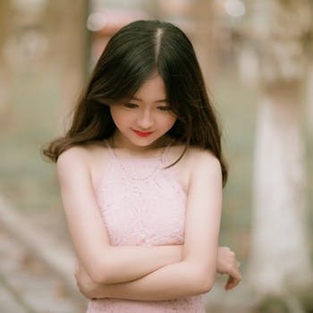 HelplineSuppor1's profile picture. 