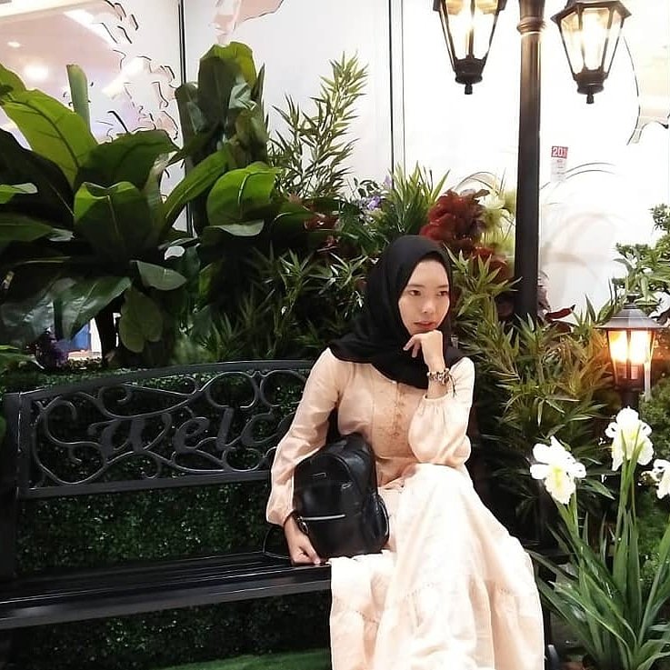 TiaraNirlalista's profile picture. 