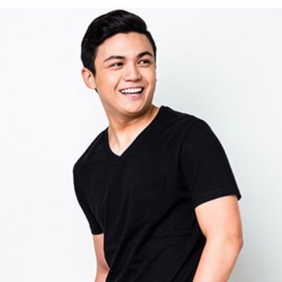 enromendoza's profile picture. 💭 Just a kid with big dreams
💯 #successinprogress