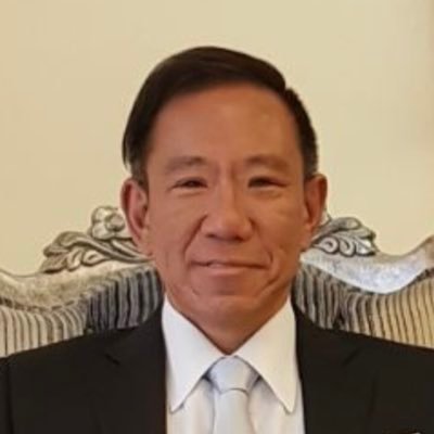 Financier, investor, life lover Financiero, inversor, amante de la vida ممول، مستثمر، عاشق الحياة 金融家、投資家、生命の恋人 JOIN ME!