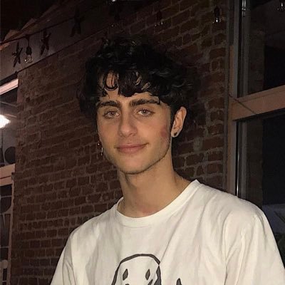 aehttx's profile picture. 