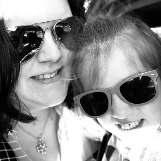 Lauriebean716's profile picture. 