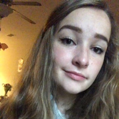 rachel_kubi's profile picture. big oof