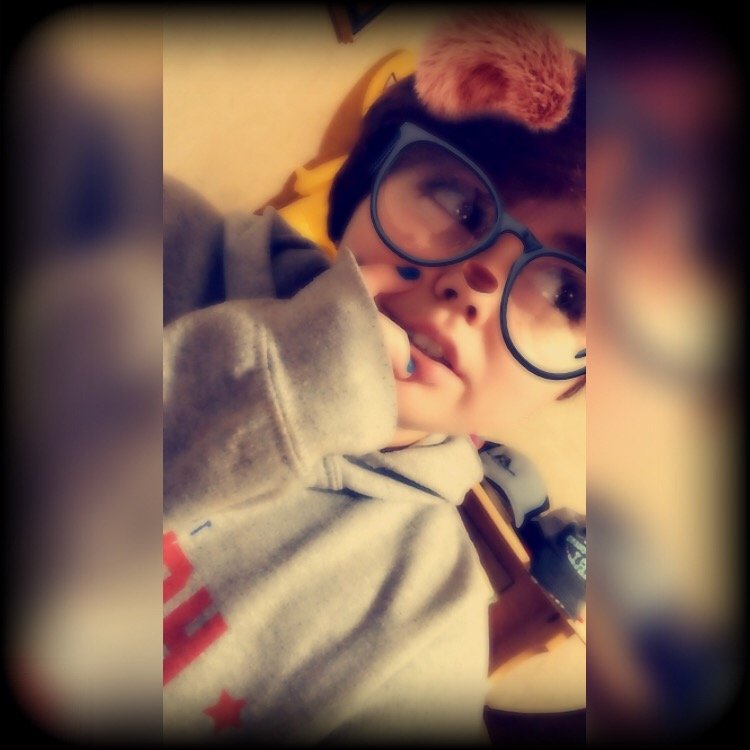 Kayla31005436's profile picture. add me on snap sillygilly6 single