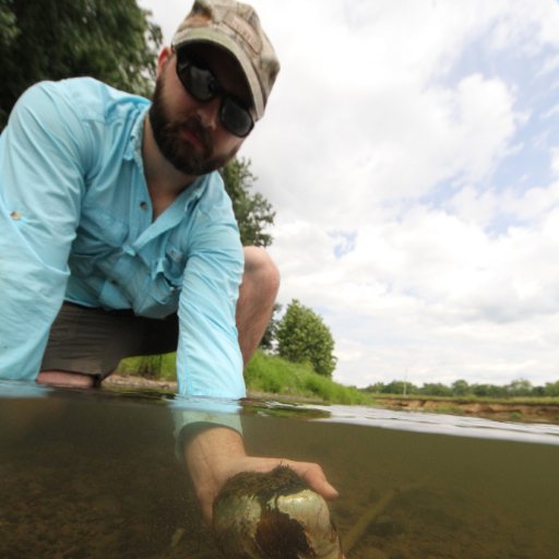 Research Engineer at USGS - CERC. I study streams and how aquatic organisms interact with flow.